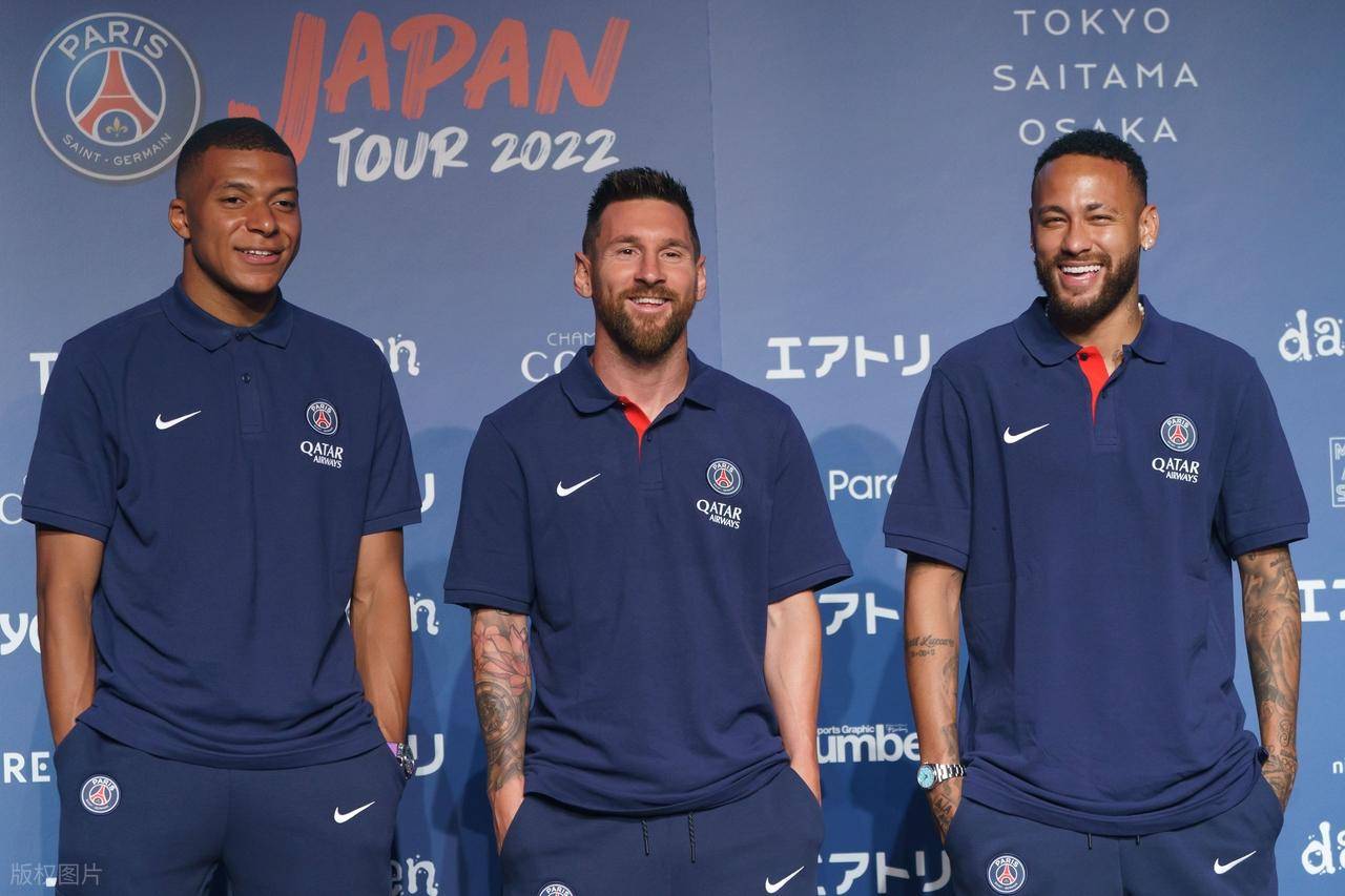 尴尬了！大巴黎历史最佳阵容出炉姆巴佩内马尔都入选唯独没有梅西